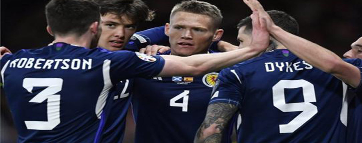 Scott McTominay lại lập cú đúp cho Scotland