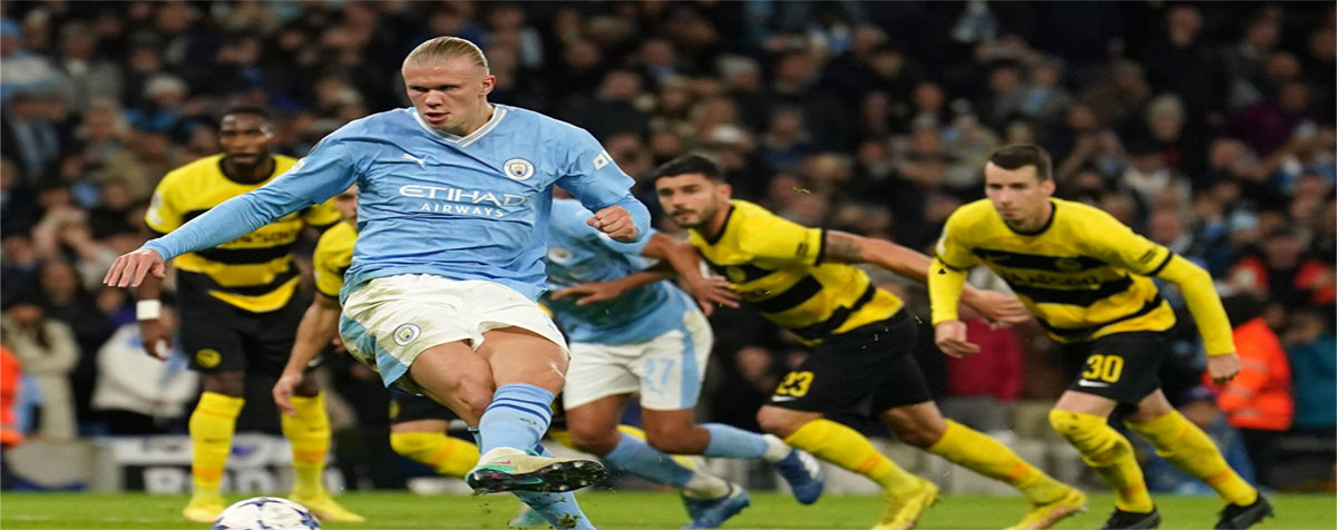 Manchester City là đội đầu tiên thắng 4 trận liên tiếp