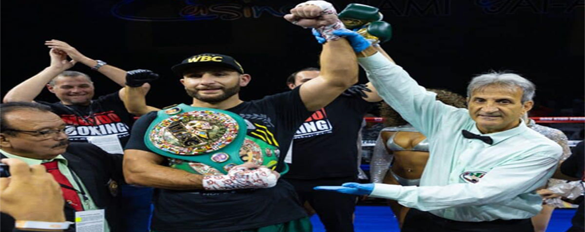 Noel Mikaelian là nhà vô địch mới của WBC