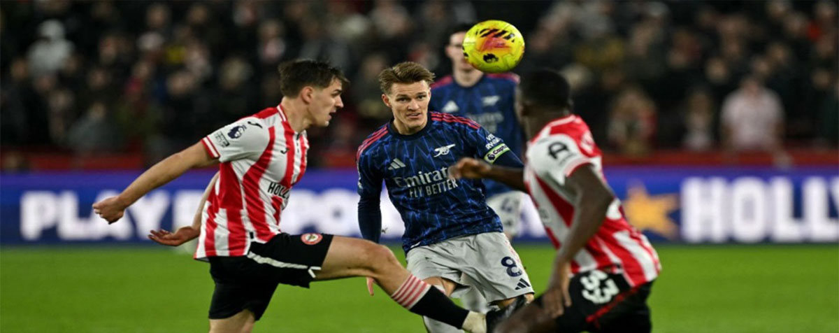 Arsenal bị Brentford cầm chân