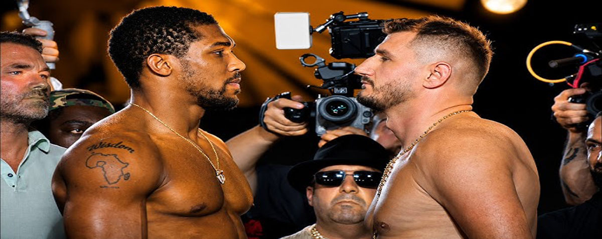 Anthony Joshua đối mặt Prenga trong buổi kểm tra trọng lượng